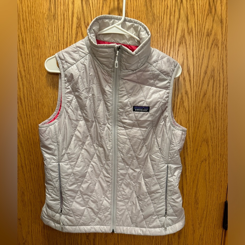 Patagonia White Quilted Vest